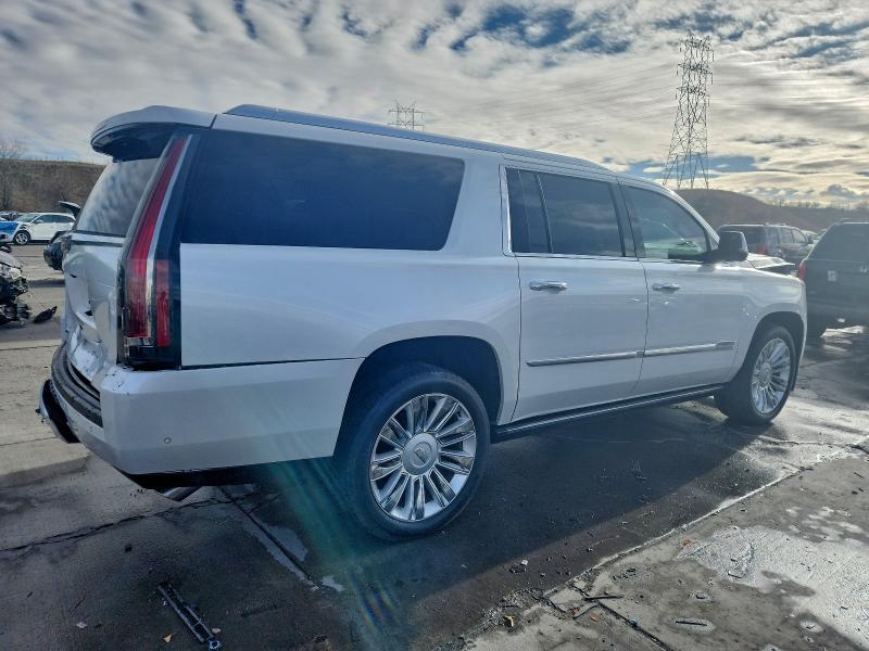 Фото 3 - CADILLAC ESCALADE