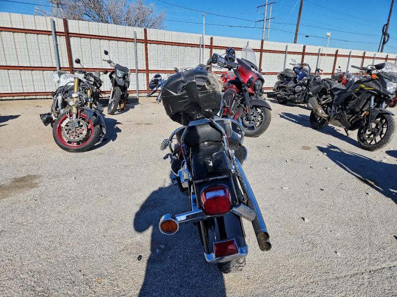 HARLEY-DAVIDSON FL 2011