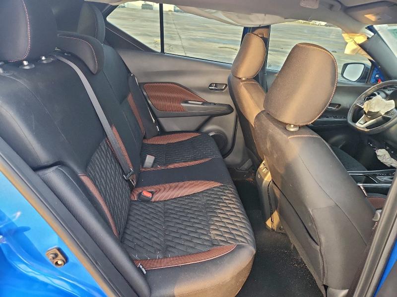 Фото 10 - NISSAN KICKS