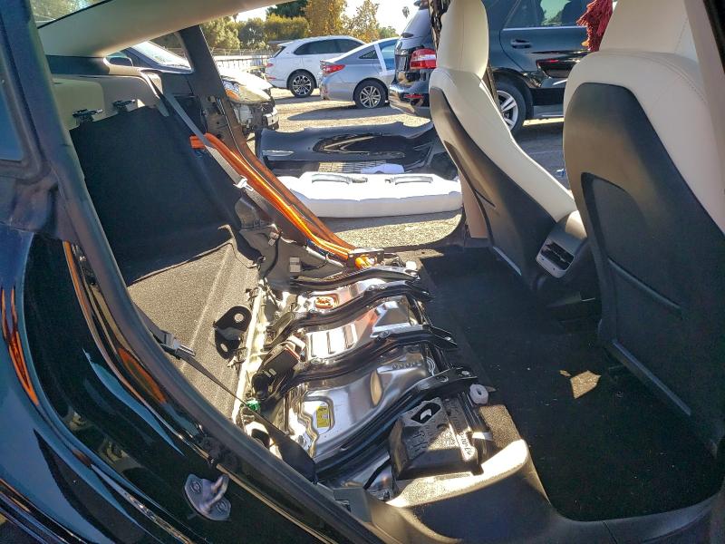 Фото 10 - TESLA MODEL 3