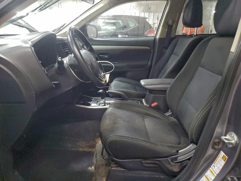 Фото 7 - MITSUBISHI OUTLANDER