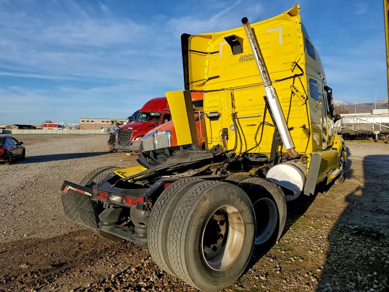 Фото 4 - VOLVO VN