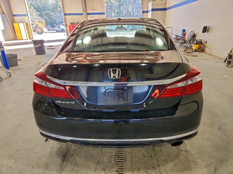 Фото 6 - HONDA ACCORD