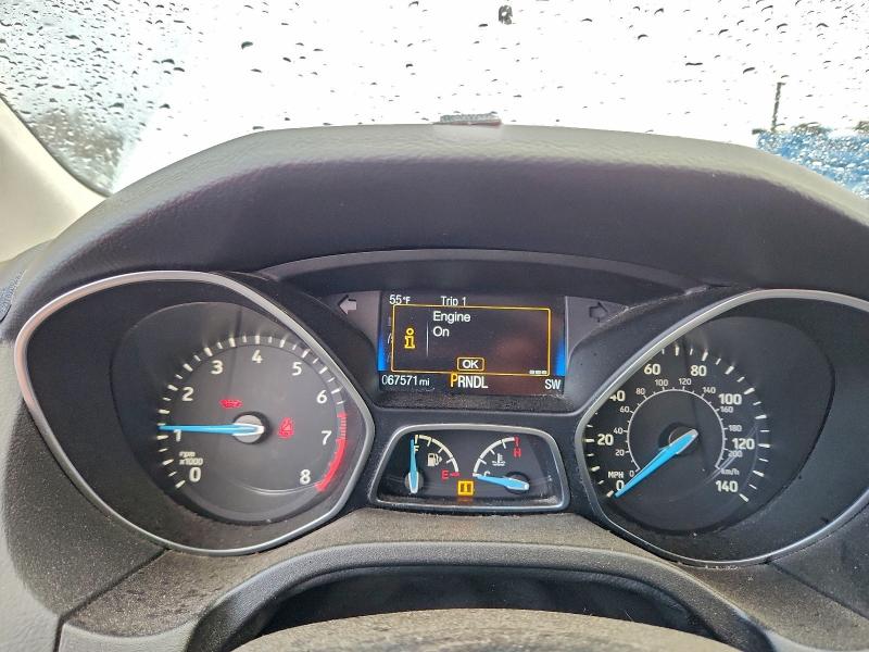 Фото 9 - FORD FOCUS