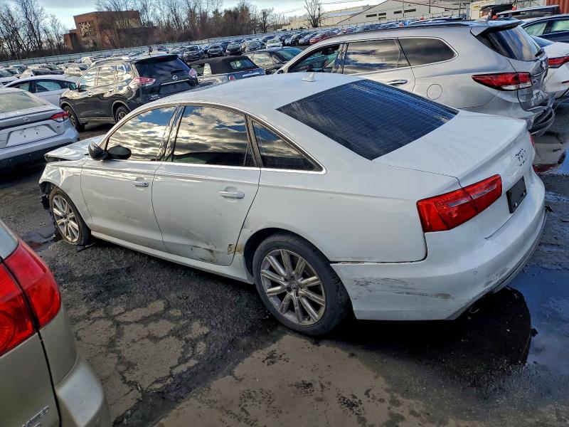 Фото 2 - AUDI A6