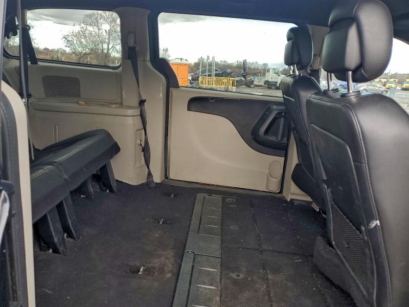 Фото 11 - DODGE CARAVAN