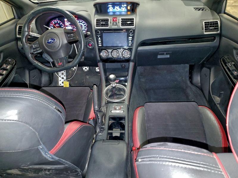 Фото 8 - SUBARU WRX