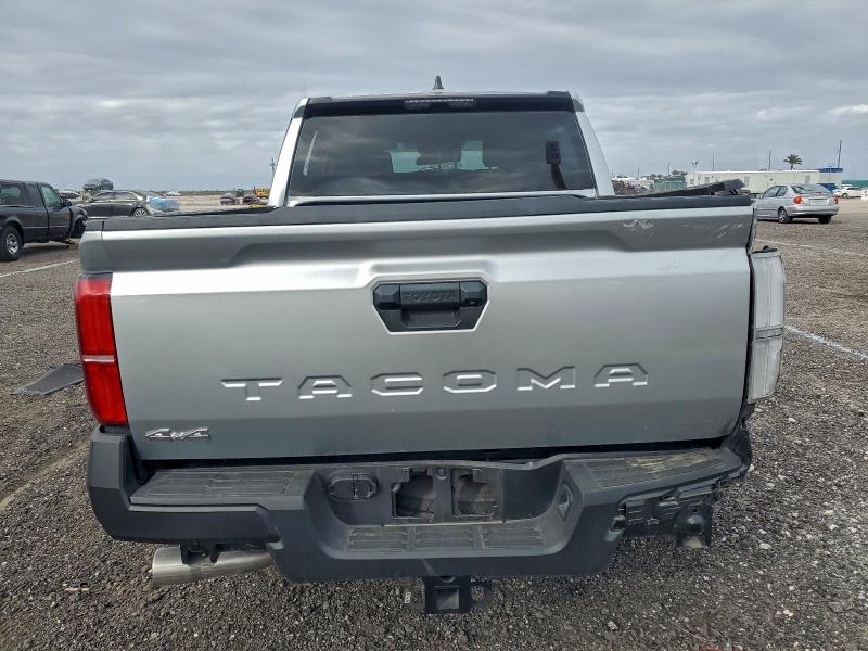 Фото 6 - TOYOTA TACOMA