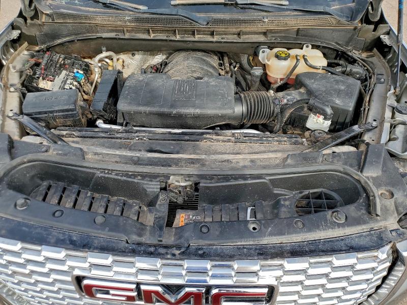 Фото 12 - GMC YUKON