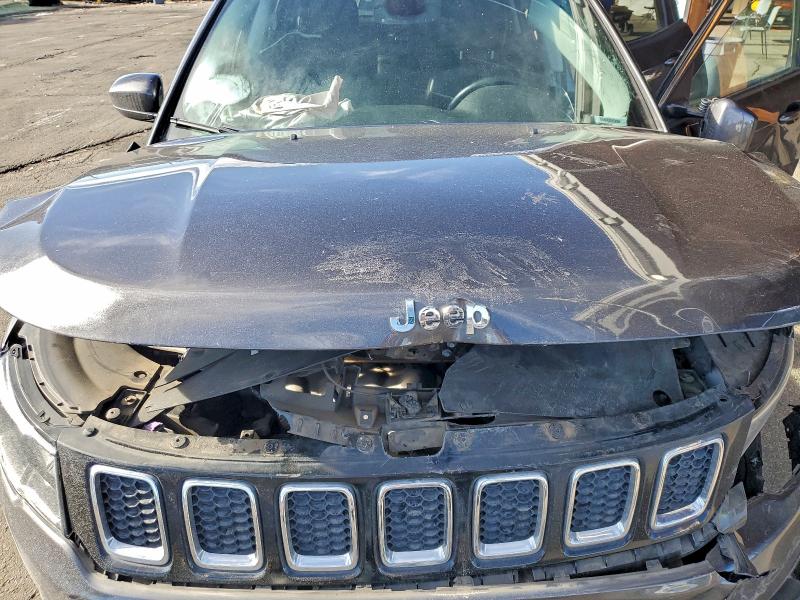 Фото 12 - JEEP COMPASS