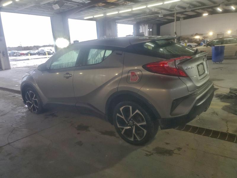 Фото 2 - TOYOTA C-HR
