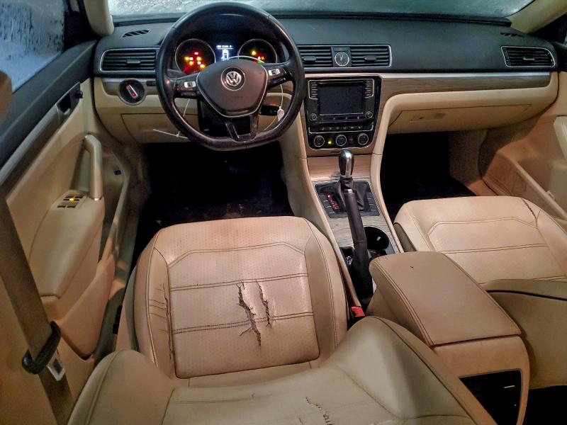 Фото 8 - VOLKSWAGEN PASSAT