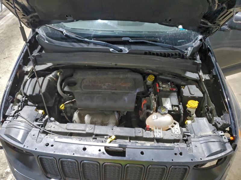 Фото 12 - JEEP RENEGADE