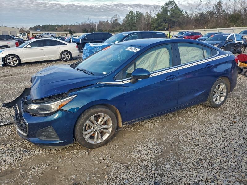 Фото 1 - CHEVROLET CRUZE