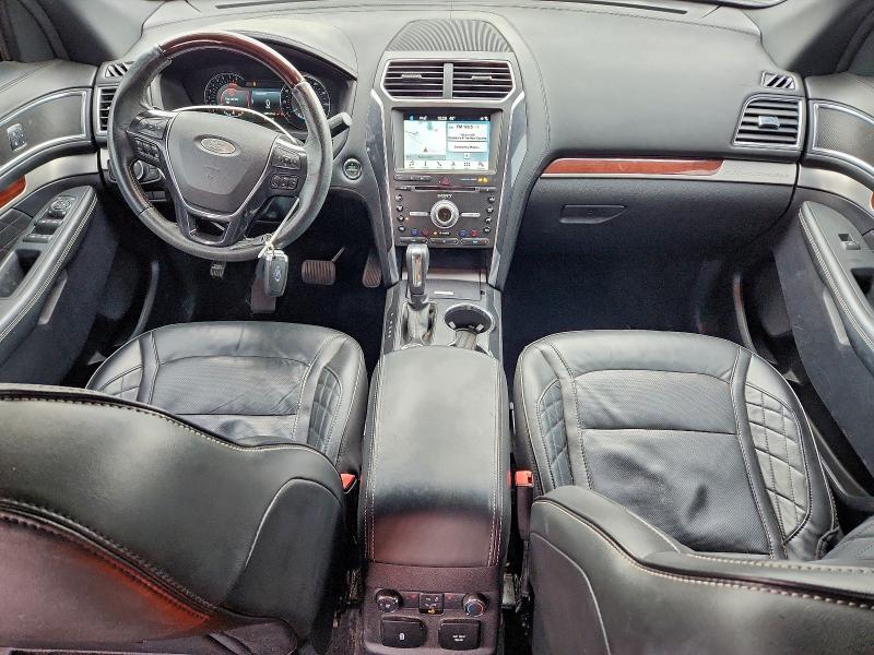 Фото 8 - FORD EXPLORER