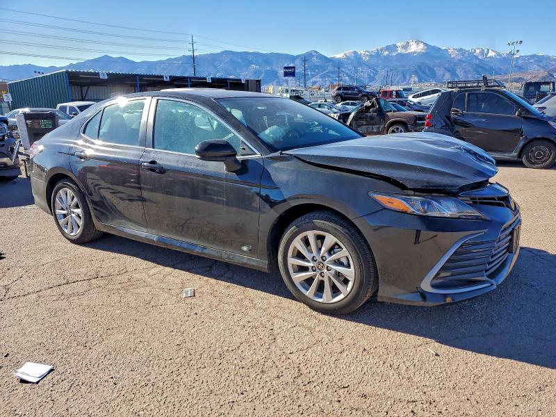 Фото 4 - TOYOTA CAMRY