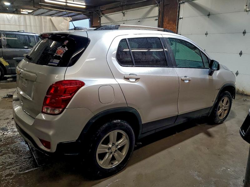 Фото 3 - CHEVROLET TRAX