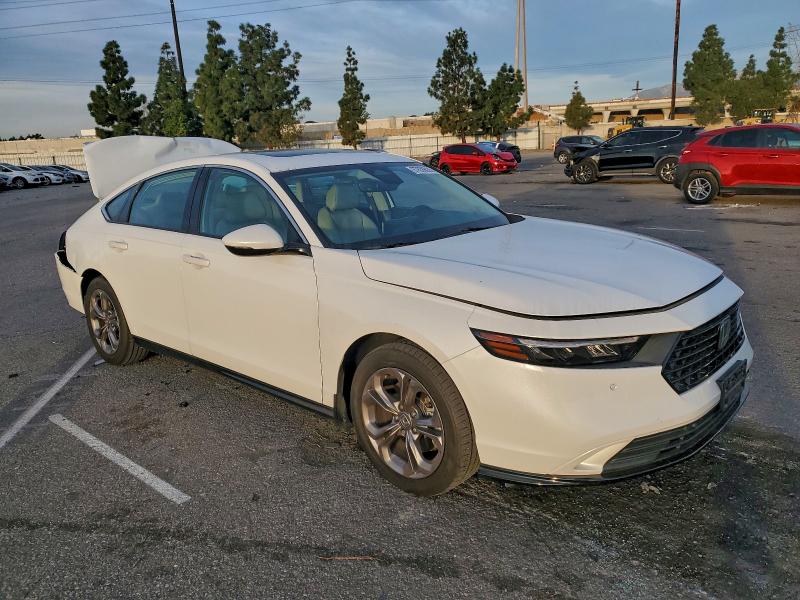 Фото 4 - HONDA ACCORD