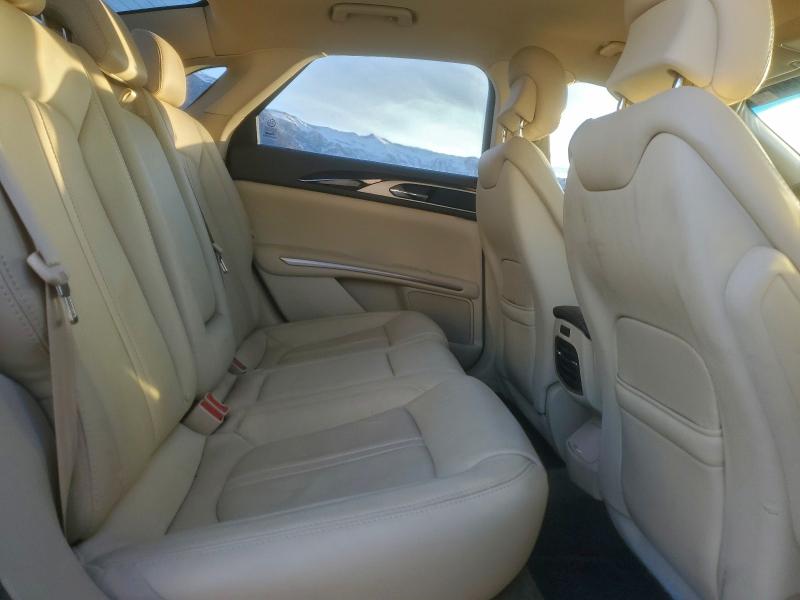 Фото 10 - LINCOLN MKZ