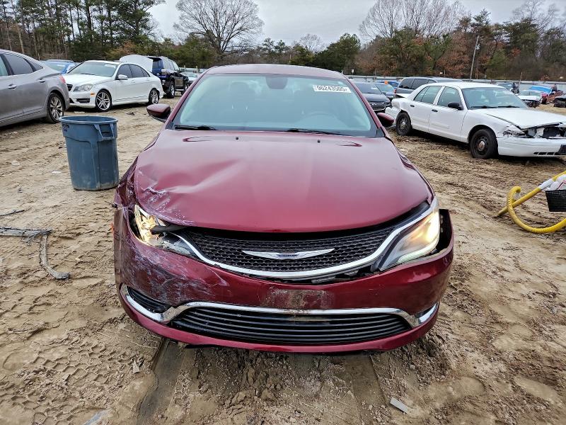 Фото 5 - CHRYSLER 200
