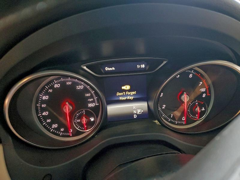 Фото 9 - MERCEDES-BENZ GLA-CLASS