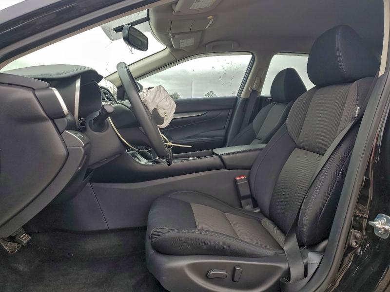 Фото 7 - NISSAN MAXIMA