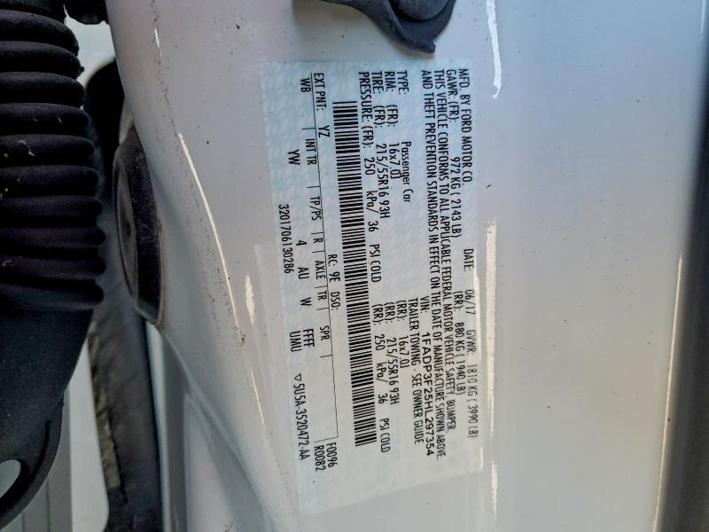 Фото 13 - FORD FOCUS