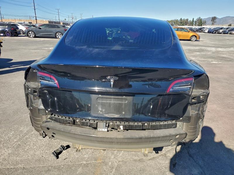 Фото 6 - TESLA MODEL 3