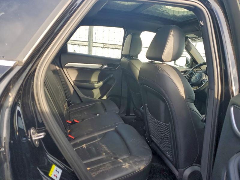 Фото 11 - AUDI Q3