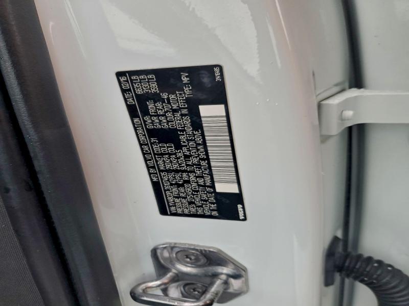 Фото 13 - VOLVO XC90