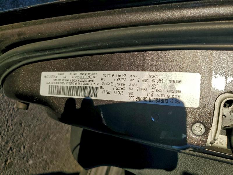 Фото 13 - DODGE CARAVAN