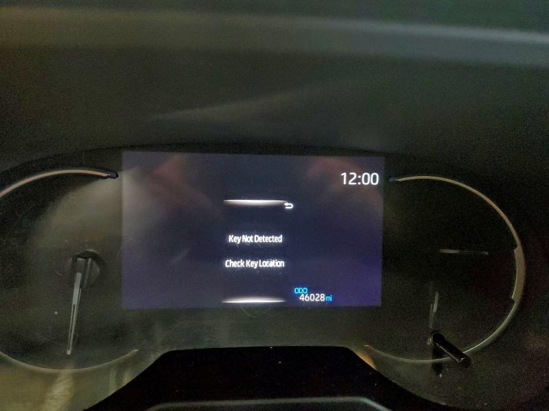 Фото 9 - TOYOTA RAV4