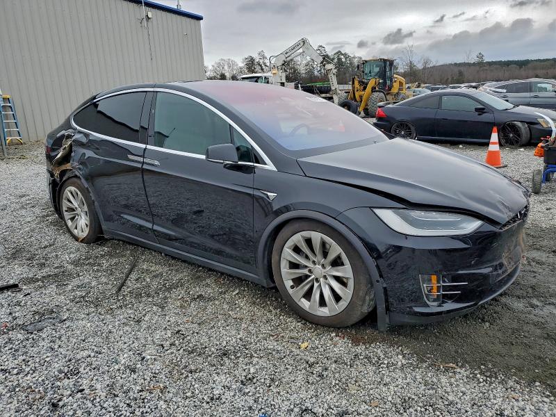 Фото 4 - TESLA MODEL X