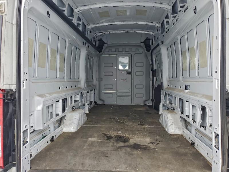 Фото 10 - FORD TRANSIT