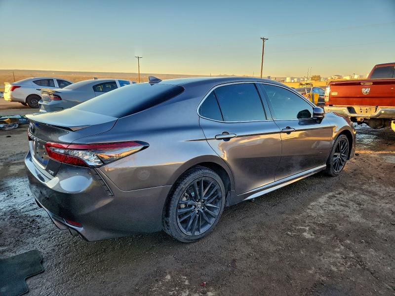 Фото 3 - TOYOTA CAMRY