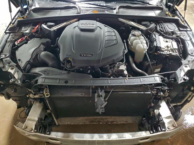 Фото 11 - AUDI A4