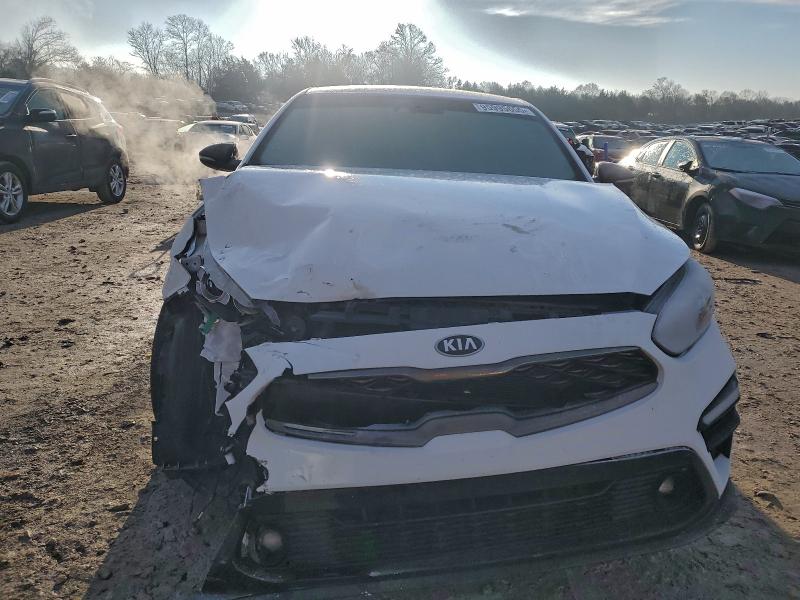 Фото 5 - KIA FORTE