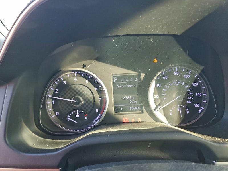 Фото 9 - HYUNDAI ELANTRA