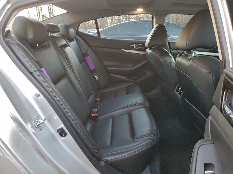 Фото 10 - NISSAN MAXIMA