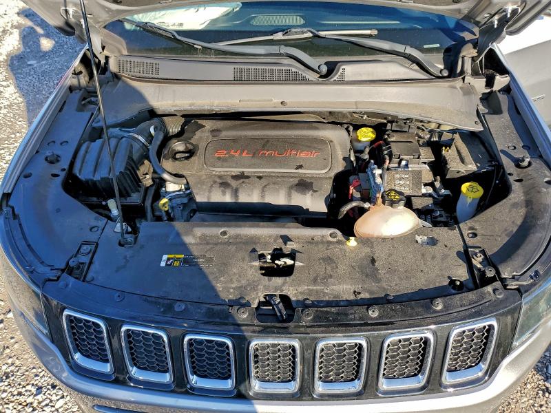 Фото 12 - JEEP COMPASS