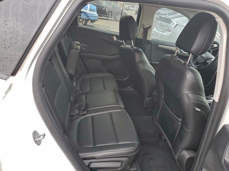 Фото 10 - FORD ESCAPE