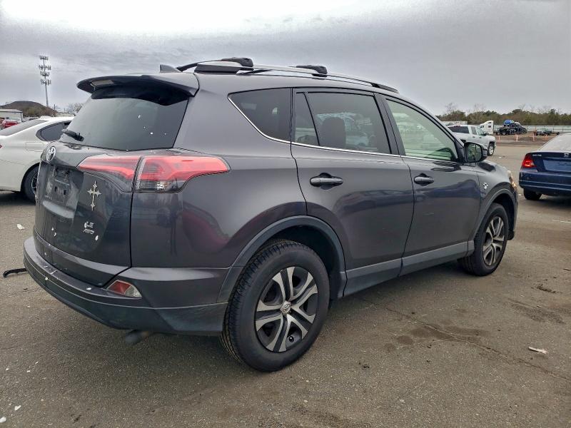 Фото 3 - TOYOTA RAV4