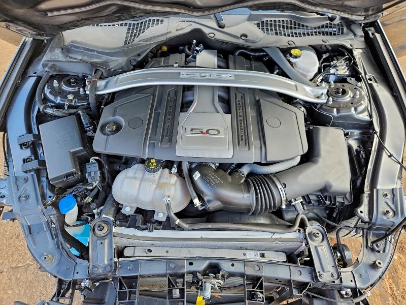 Фото 11 - FORD MUSTANG