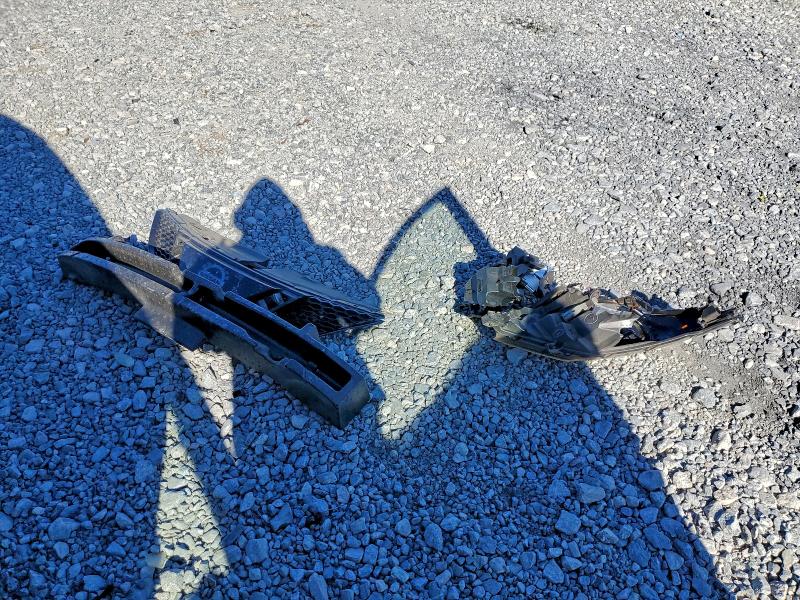 Фото 13 - NISSAN ROGUE