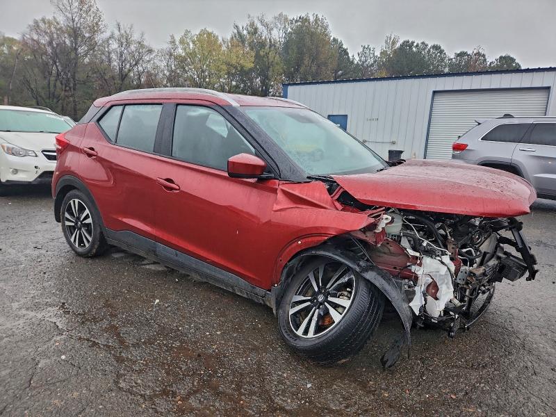 Фото 4 - NISSAN KICKS