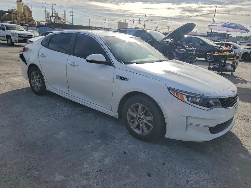 Фото 4 - KIA OPTIMA