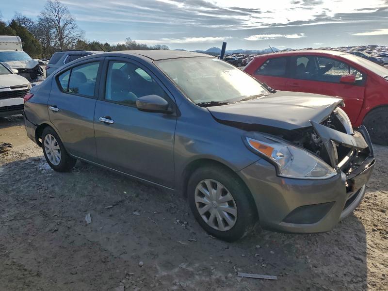 Фото 4 - NISSAN VERSA