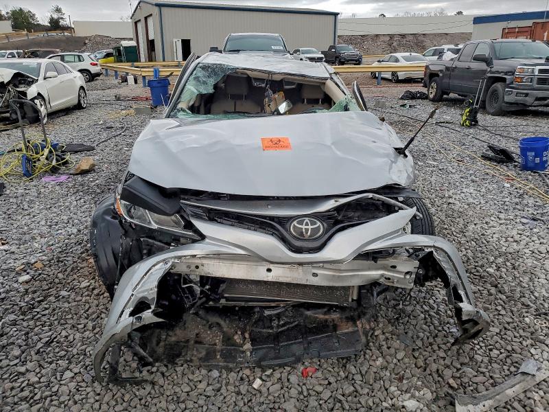 Фото 5 - TOYOTA CAMRY