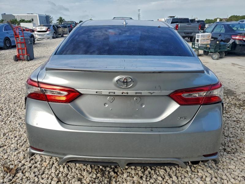 Фото 6 - TOYOTA CAMRY