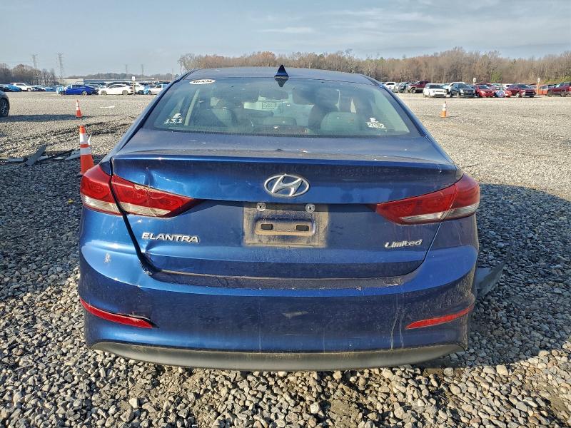 Фото 6 - HYUNDAI ELANTRA